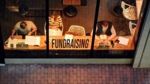 Pros and Cons of Investment Fundraising
